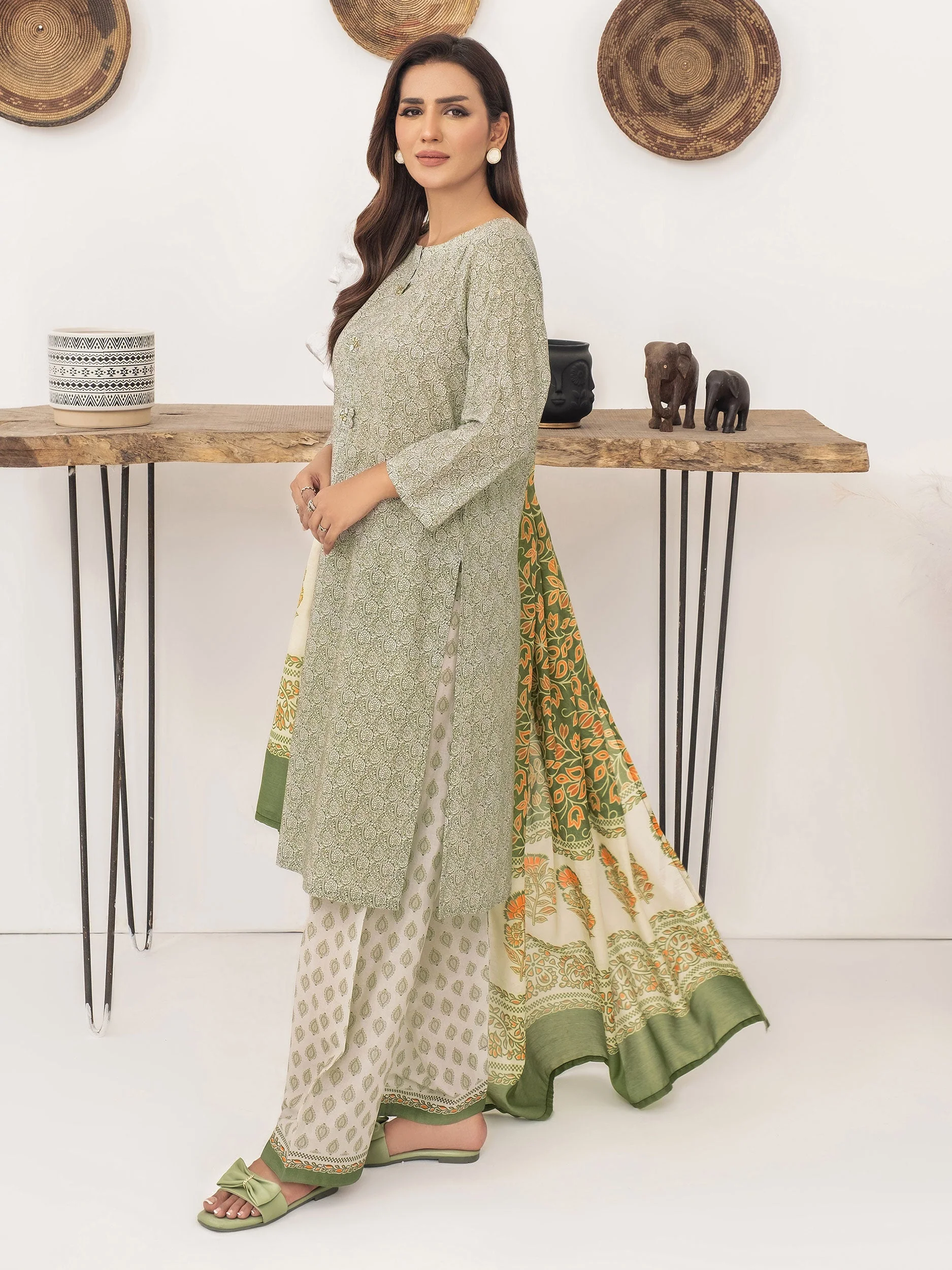 LIMELIGHT UNSTITCHED 3 Piece Printed Lawn Suit-U3520 - Image 3