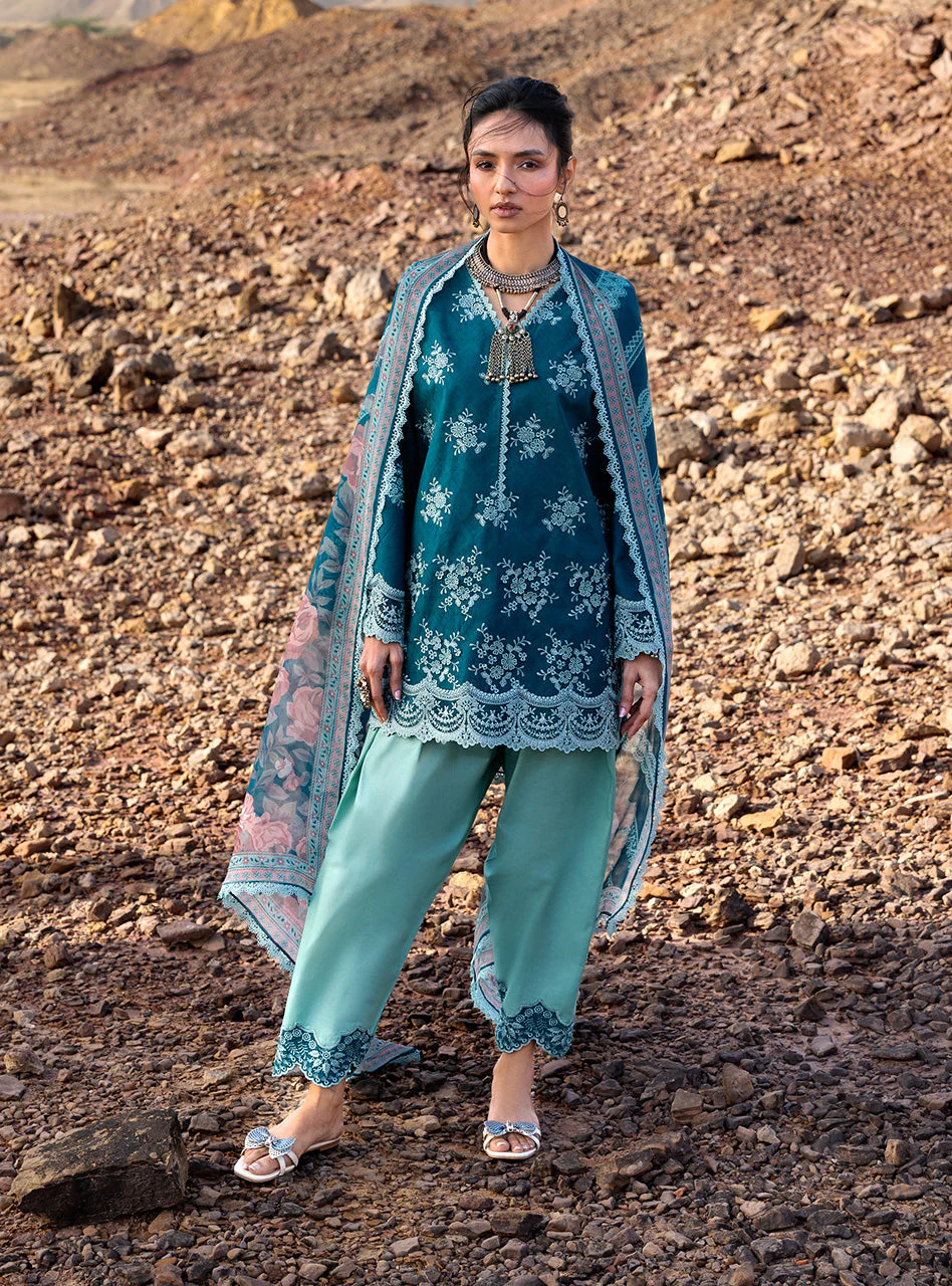 Spring Summer Collections - Image 4