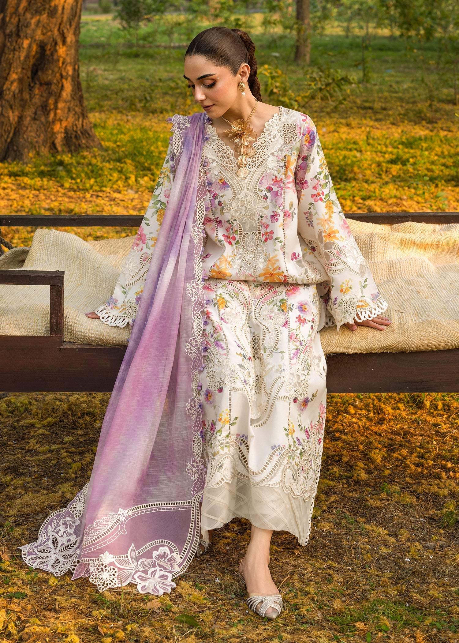 TASAWAR LUXURY LAWN - Image 3